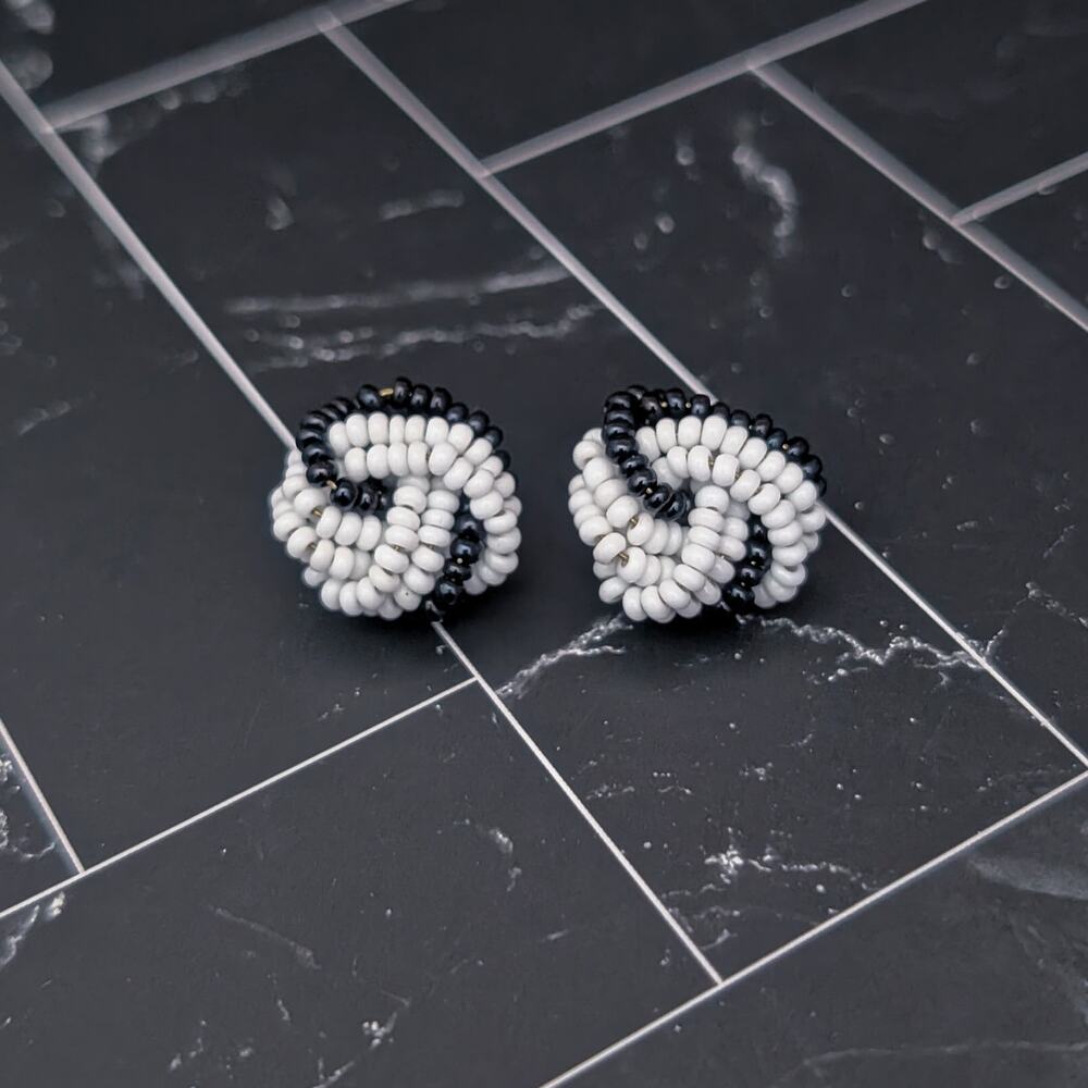Vintage Clip On Earrings Retro Black & White Beaded Wrap Knot Design